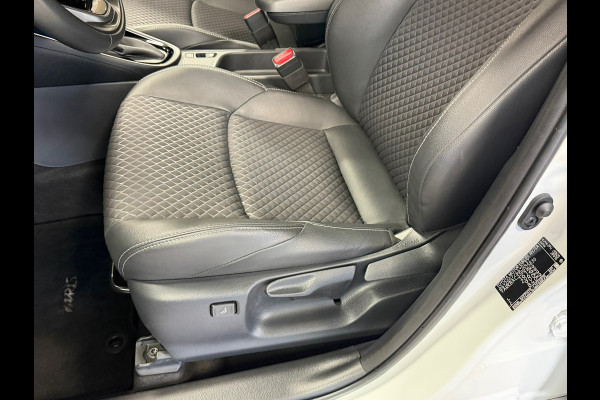 Toyota Yaris 1.5 Hybrid GR Sport AUT. CAMERA NAVIGATIE KEYLESS-GO LANE-ASSIST STOELVERWARMING AIRCO CRUISE