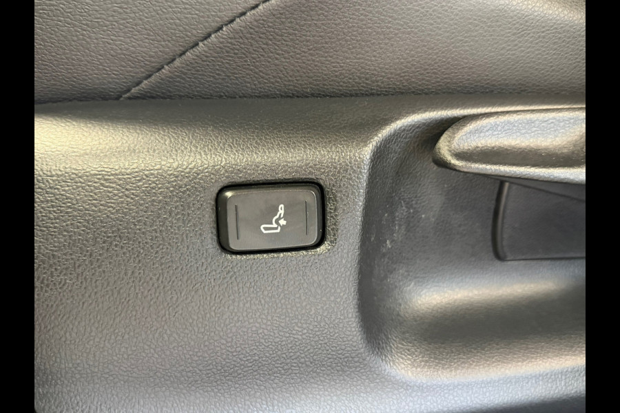Toyota Yaris 1.5 Hybrid GR Sport AUT. CAMERA NAVIGATIE KEYLESS-GO LANE-ASSIST STOELVERWARMING AIRCO CRUISE
