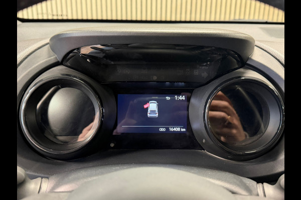 Toyota Yaris 1.5 Hybrid GR Sport AUT. CAMERA NAVIGATIE KEYLESS-GO LANE-ASSIST STOELVERWARMING AIRCO CRUISE