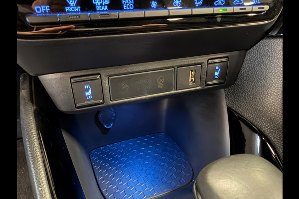 Toyota Yaris 1.5 Hybrid GR Sport AUT. CAMERA NAVIGATIE KEYLESS-GO LANE-ASSIST STOELVERWARMING AIRCO CRUISE