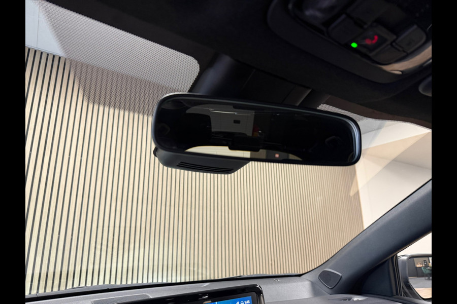 Toyota Yaris 1.5 Hybrid GR Sport AUT. CAMERA NAVIGATIE KEYLESS-GO LANE-ASSIST STOELVERWARMING AIRCO CRUISE