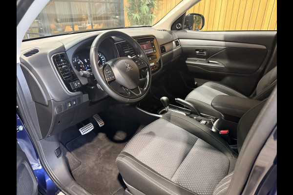 Mitsubishi Outlander 2.0 Connect Pro