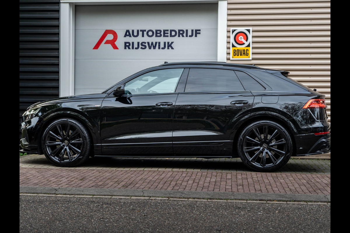 Audi Q8 55 TFSI e quattro S-Line Pano/360/HuD/Keyless