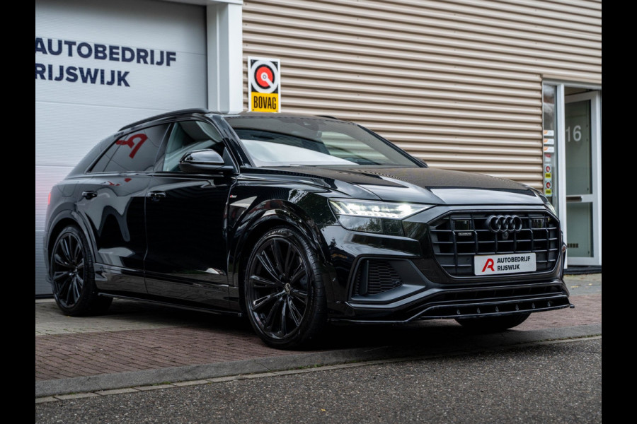 Audi Q8 55 TFSI e quattro S-Line Pano/360/HuD/Keyless