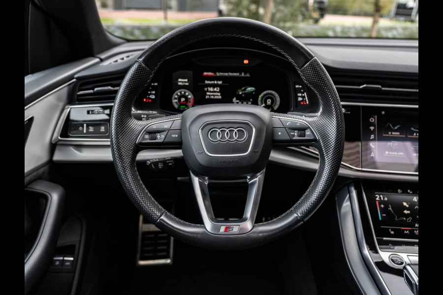Audi Q8 55 TFSI e quattro S-Line Pano/360/HuD/Keyless