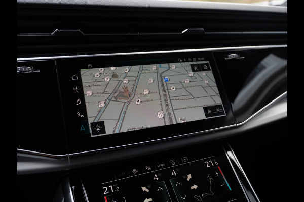 Audi Q8 55 TFSI e quattro S-Line Pano/360/HuD/Keyless