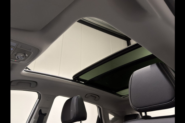 MG ZS EV Luxury 45 kWh | Panoramadak | Leder interieur | Keyless | ACC | Apple CarPlay - Android Auto