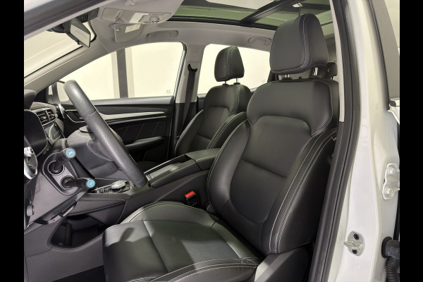 MG ZS EV Luxury 45 kWh | Panoramadak | Leder interieur | Keyless | ACC | Apple CarPlay - Android Auto