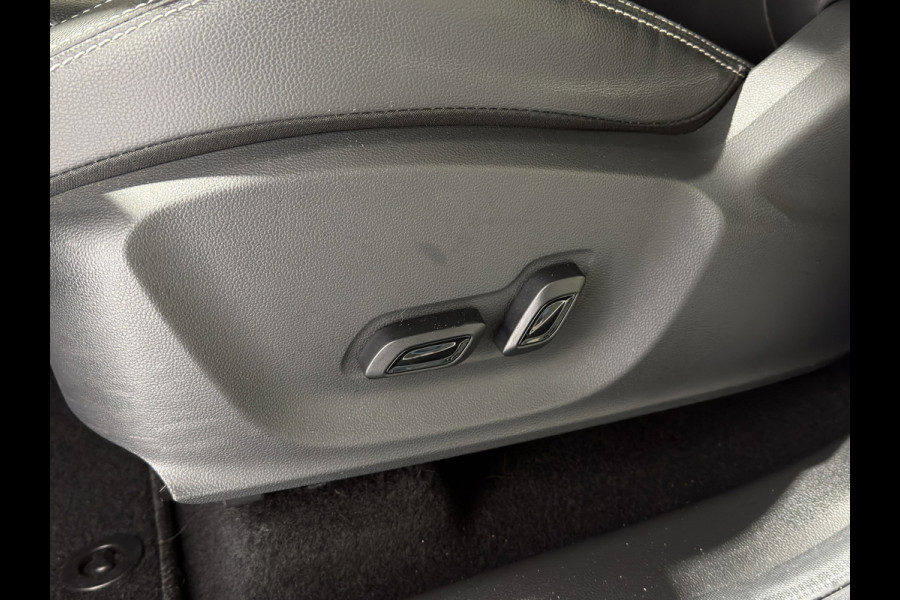 MG ZS EV Luxury 45 kWh | Panoramadak | Leder interieur | Keyless | ACC | Apple CarPlay - Android Auto