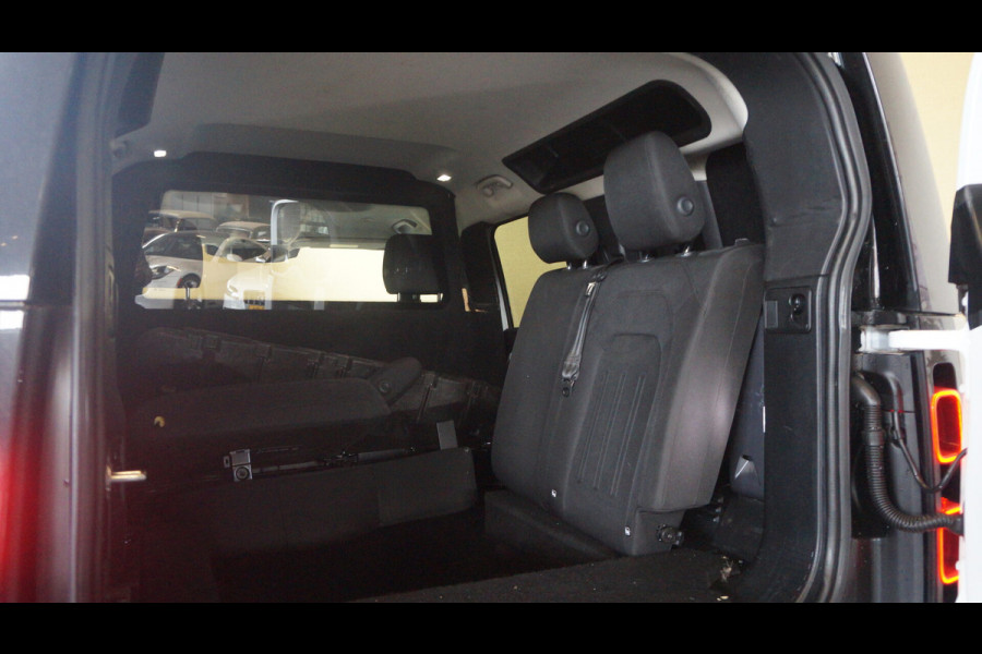 Land Rover Defender 2.0 D240 110 S | Grijs kenteken | BTW-auto