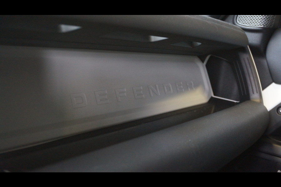 Land Rover Defender 2.0 D240 110 S | Grijs kenteken | BTW-auto