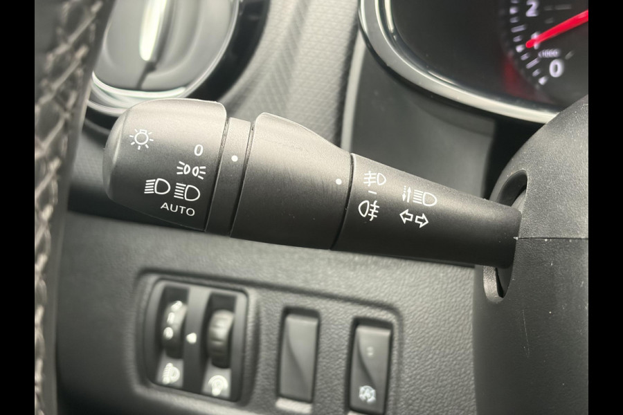 Renault Clio 0.9 TCe Intens ✓D-Ketting vv in 01-2026✓Camera✓Navi✓Keyless✓Dealer Onderhouden✓Halfleder✓LED✓Lm velgen✓Airco✓Cruise✓Pdc V+A✓4 Elekt Ramen✓N.A.P✓Apk tot 05-2027