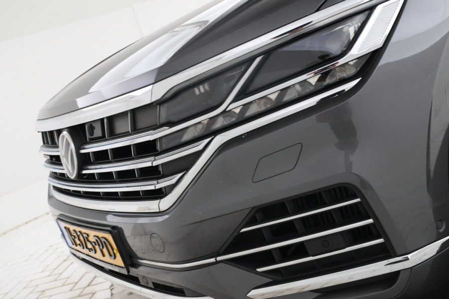 Volkswagen Touareg 3.0 TSi eHybrid 4MOTION Trekhaak, Memory Seat, Luchtvering, Elektrisch glazen panorama-dak