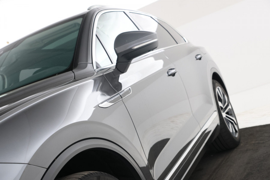 Volkswagen Touareg 3.0 TSi eHybrid 4MOTION Trekhaak, Memory Seat, Luchtvering, Elektrisch glazen panorama-dak