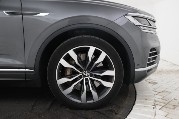 Volkswagen Touareg 3.0 TSi eHybrid 4MOTION Trekhaak, Memory Seat, Luchtvering, Elektrisch glazen panorama-dak