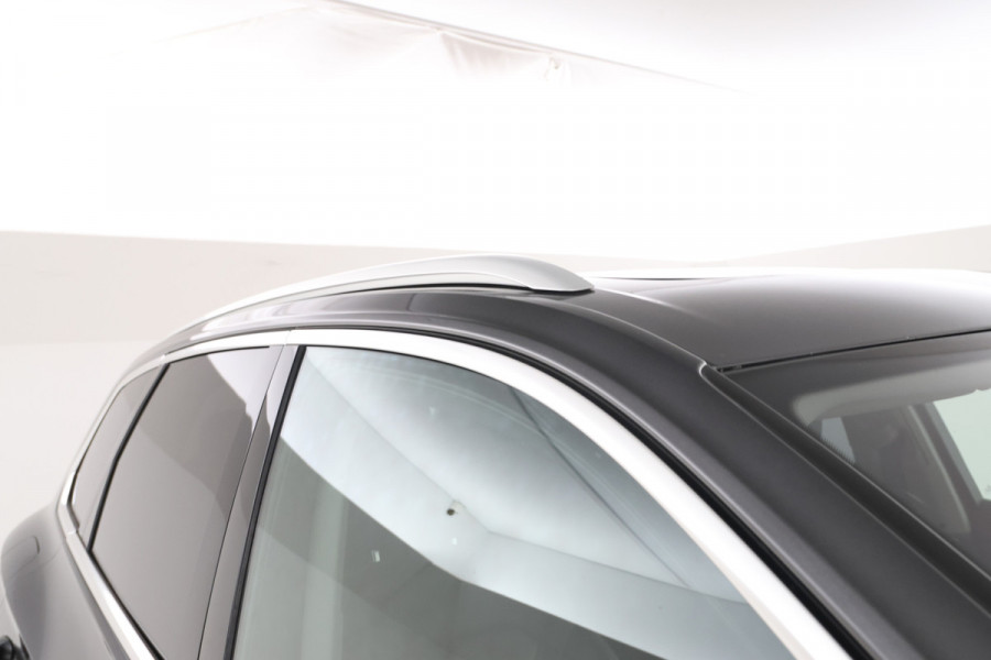 Volkswagen Touareg 3.0 TSi eHybrid 4MOTION Trekhaak, Memory Seat, Luchtvering, Elektrisch glazen panorama-dak