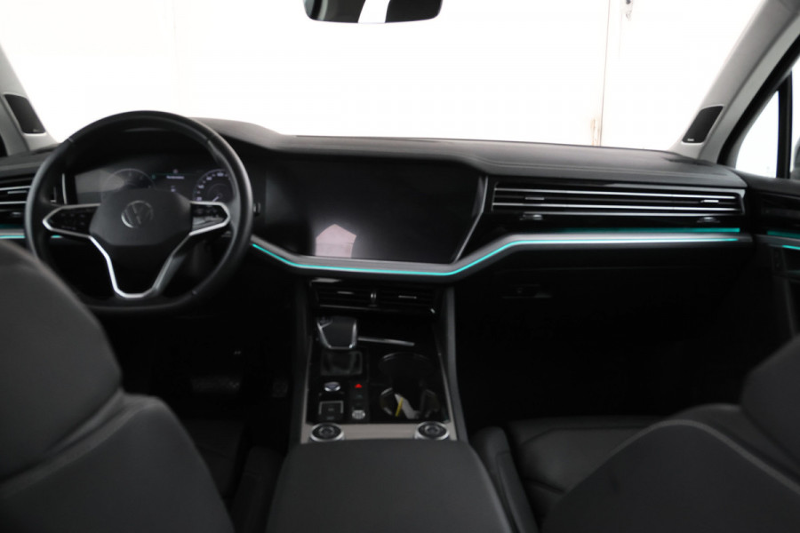 Volkswagen Touareg 3.0 TSi eHybrid 4MOTION Trekhaak, Memory Seat, Luchtvering, Elektrisch glazen panorama-dak