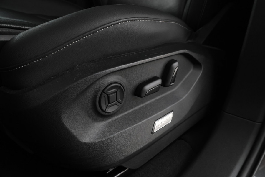 Volkswagen Touareg 3.0 TSi eHybrid 4MOTION Trekhaak, Memory Seat, Luchtvering, Elektrisch glazen panorama-dak