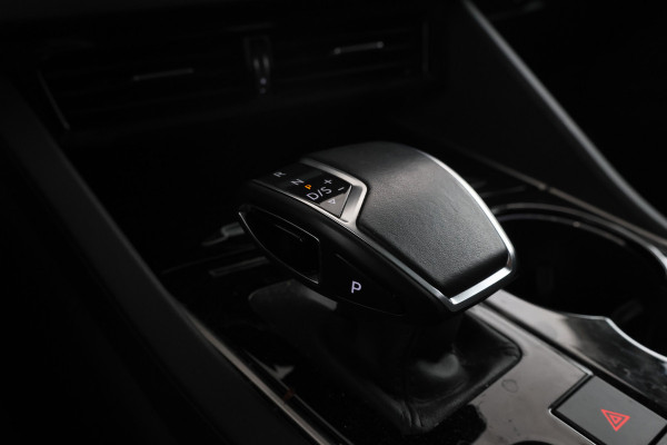 Volkswagen Touareg 3.0 TSi eHybrid 4MOTION Trekhaak, Memory Seat, Luchtvering, Elektrisch glazen panorama-dak