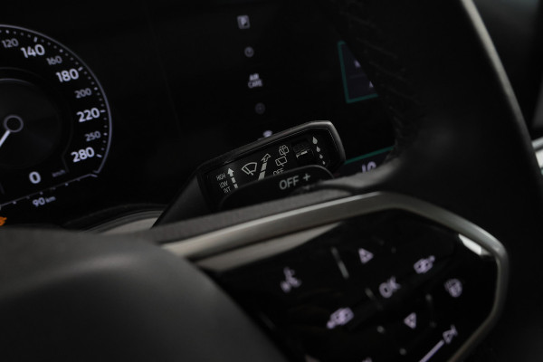 Volkswagen Touareg 3.0 TSi eHybrid 4MOTION Trekhaak, Memory Seat, Luchtvering, Elektrisch glazen panorama-dak
