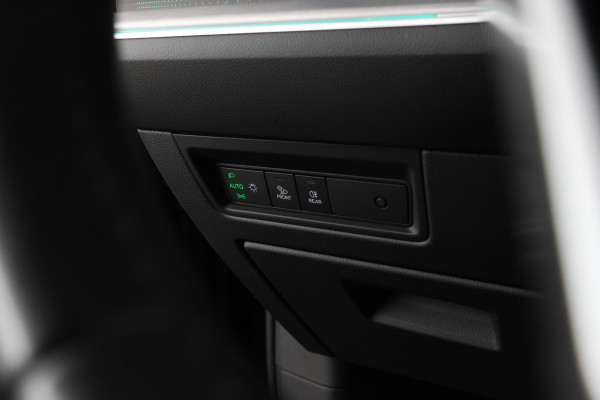 Volkswagen Touareg 3.0 TSi eHybrid 4MOTION Trekhaak, Memory Seat, Luchtvering, Elektrisch glazen panorama-dak