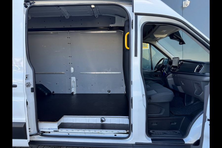 Ford Transit 350 2.0 TDCI L4H3 130pk Trend RWD | Navi | 360 Camera | Adapt. Cruive | CarPlay | BLIS | Express Line | Winterpack