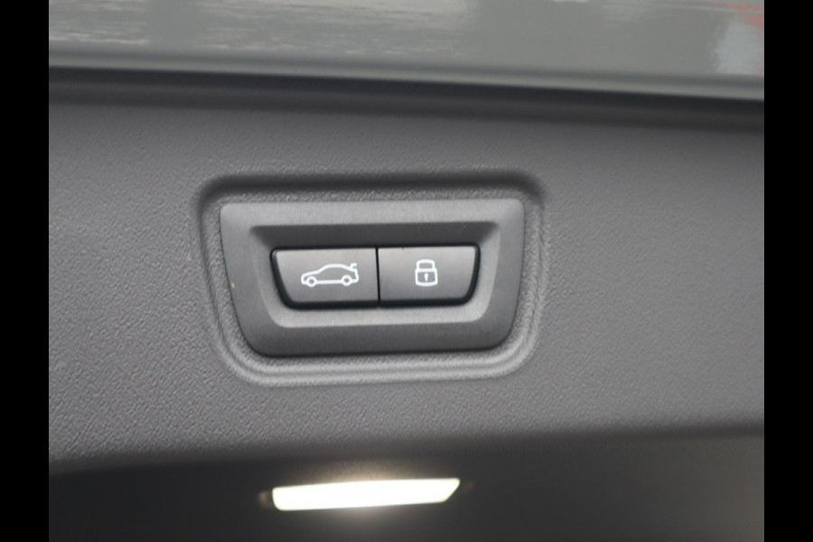 BMW 5 Serie Touring 520i | Pano | 360 Camera | HUD | Trekhaak | Bowers & Wilkins