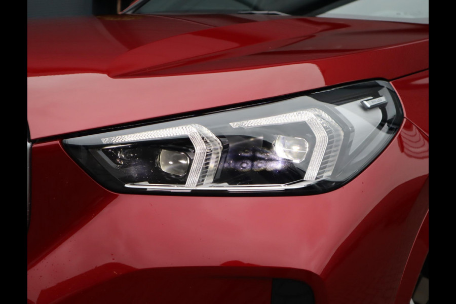 BMW X1 sDrive18i | Panorama | Camera | Trekhaak