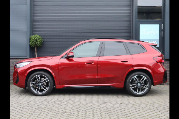 BMW X1 sDrive18i | Panorama | Camera | Trekhaak