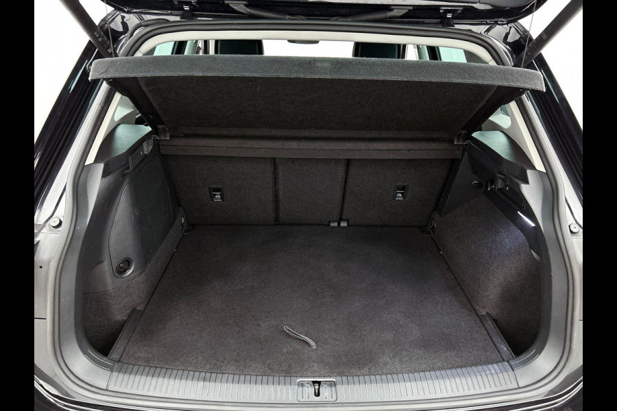 Volkswagen Tiguan 1.4 TSI eHybrid Business CAMERA | NAVI & CARPLAY | AD-CRUISE