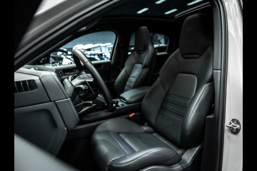 Porsche Cayenne Coupé 3.0 E-Hybrid Black Edition