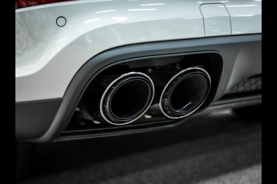 Porsche Cayenne Coupé 3.0 E-Hybrid Black Edition