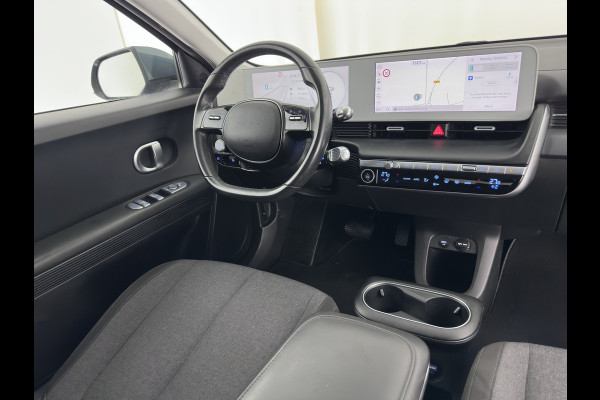 Hyundai IONIQ 5 Style 58 kWh (3-Fase-11kW) {SoH-86%} (INCL.BTW) *HEAT-PUMP | FULL-LED | ADAPTIVE-CRUISE | COMFORT-SEATS | CAMERA | KEYLESS | PRIVACY-GLASS | DAB+ | ECC | PDC | CRUISE | TOWBAR | 19''ALU*
