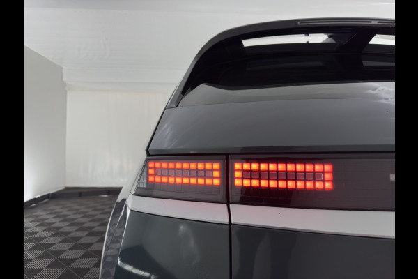 Hyundai IONIQ 5 Style 58 kWh (3-Fase-11kW) {SoH-86%} (INCL.BTW) *HEAT-PUMP | FULL-LED | ADAPTIVE-CRUISE | COMFORT-SEATS | CAMERA | KEYLESS | PRIVACY-GLASS | DAB+ | ECC | PDC | CRUISE | TOWBAR | 19''ALU*