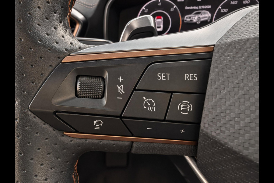 CUPRA Formentor 1.4 e-Hybrid Business | 19" LMV Copper | Camera | ACC | Sfeer