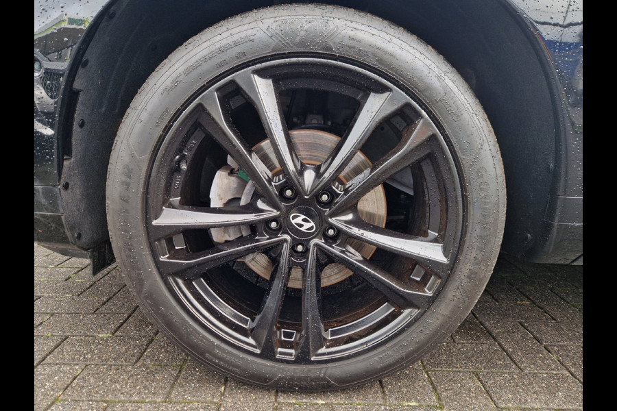 Hyundai Santa Fe 1.6 T-GDI PHEV Black Line 4WD 7p