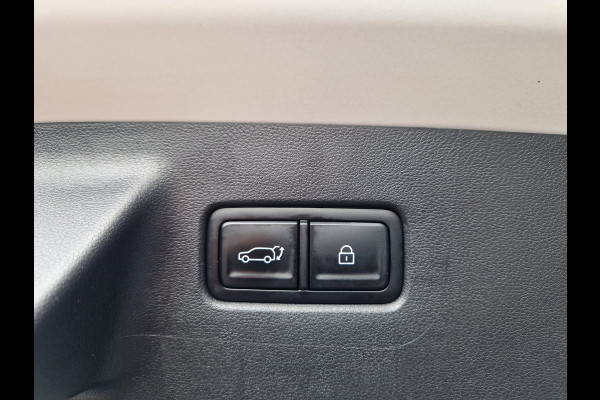 Hyundai Santa Fe 1.6 T-GDI PHEV Black Line 4WD 7p