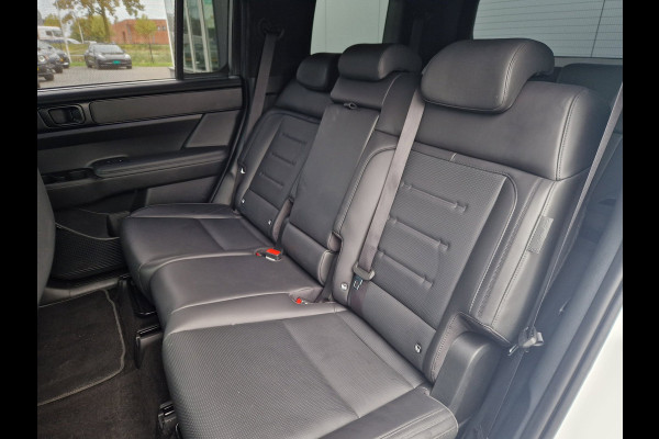 Hyundai Santa Fe 1.6 T-GDI PHEV Black Line 4WD 7p