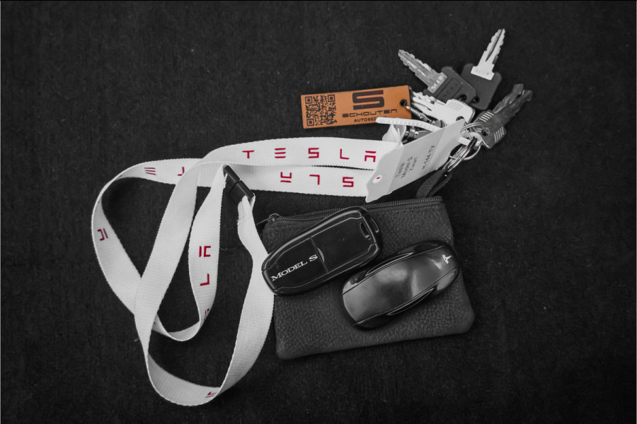 Tesla Model S Long Range Pano Autopilot 21"