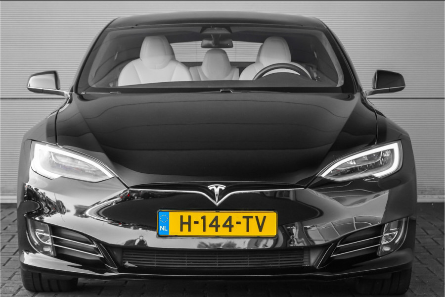 Tesla Model S Long Range Pano Autopilot 21"