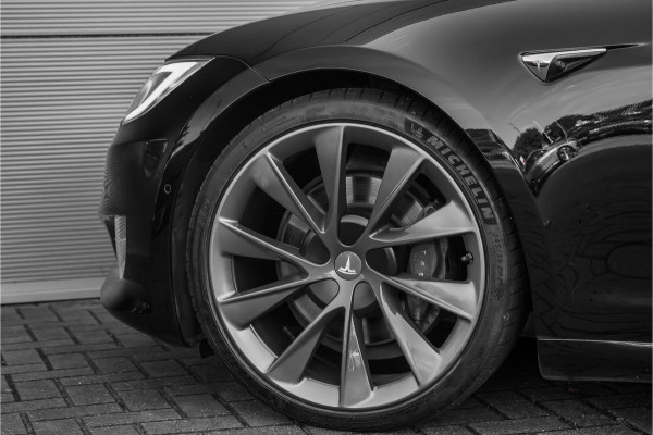 Tesla Model S Long Range Pano Autopilot 21"