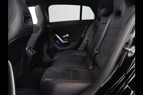 Mercedes-Benz CLA-Klasse Shooting Brake 250 e Business Solution AMG Limited | SOH 91,7% | Panoramadak | Leder/alcantara | Stoelverwarming | Camera | Park assist | Sfeerverlichting | Carplay | Climate control