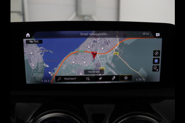 Mercedes-Benz CLA-Klasse Shooting Brake 250 e Business Solution AMG Limited | SOH 91,7% | Panoramadak | Leder/alcantara | Stoelverwarming | Camera | Park assist | Sfeerverlichting | Carplay | Climate control