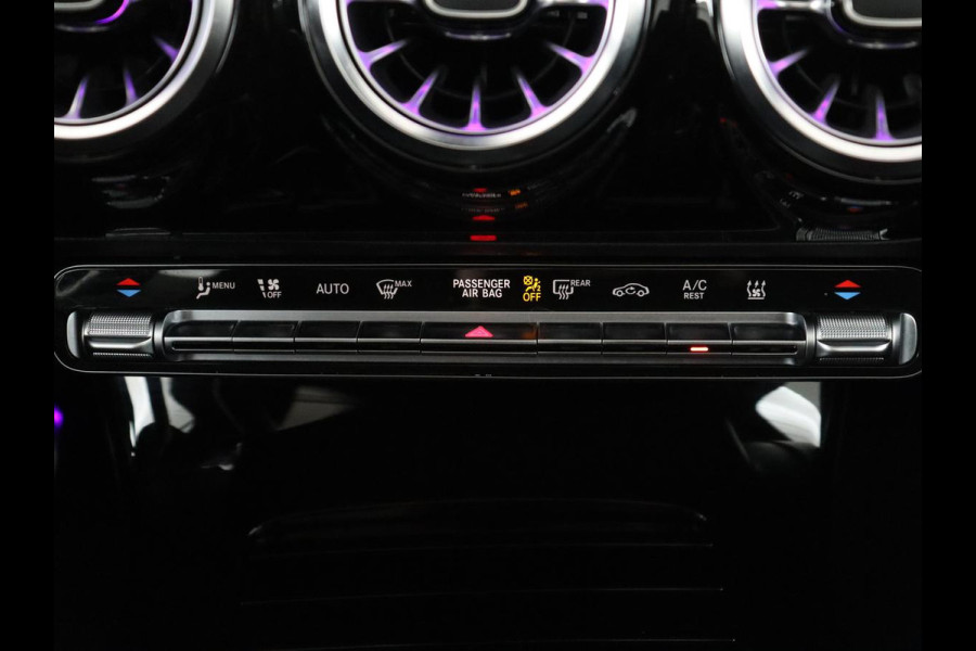 Mercedes-Benz CLA-Klasse Shooting Brake 250 e Business Solution AMG Limited | SOH 91,7% | Panoramadak | Leder/alcantara | Stoelverwarming | Camera | Park assist | Sfeerverlichting | Carplay | Climate control