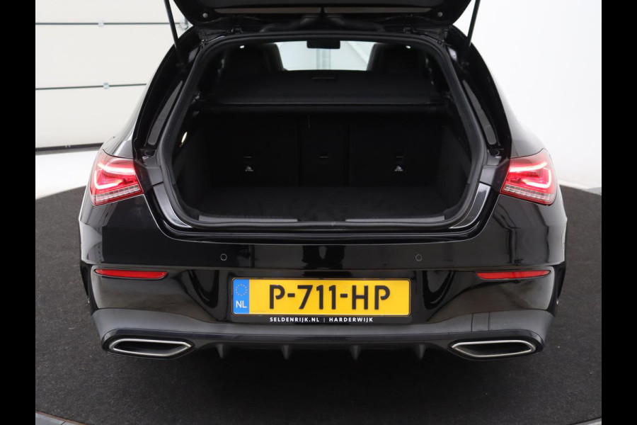 Mercedes-Benz CLA-Klasse Shooting Brake 250 e Business Solution AMG Limited | SOH 91,7% | Panoramadak | Leder/alcantara | Stoelverwarming | Camera | Park assist | Sfeerverlichting | Carplay | Climate control