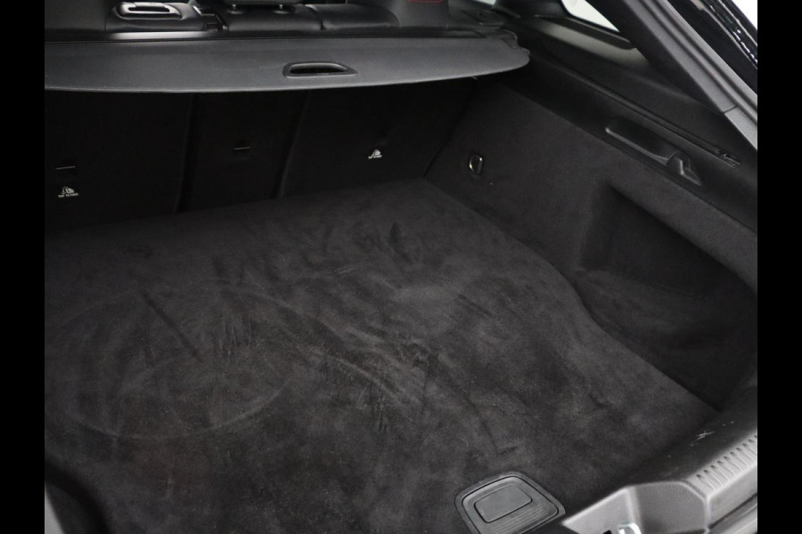 Mercedes-Benz CLA-Klasse Shooting Brake 250 e Business Solution AMG Limited | SOH 91,7% | Panoramadak | Leder/alcantara | Stoelverwarming | Camera | Park assist | Sfeerverlichting | Carplay | Climate control