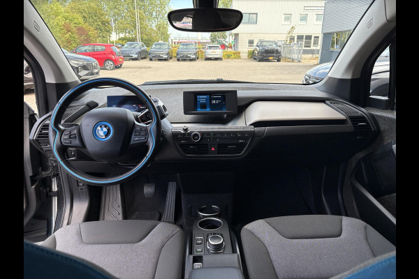 BMW i3 Basis 120Ah 42 kWh 170pk | Stoelverwarming | Navi | Achteruitrijcamera | SOH 90.1% |