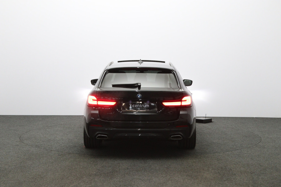BMW 5 Serie Touring 530e 293 PK Business Edition Plus PHEV, Individual Int. Panoramadak, Adap. Cruise Control