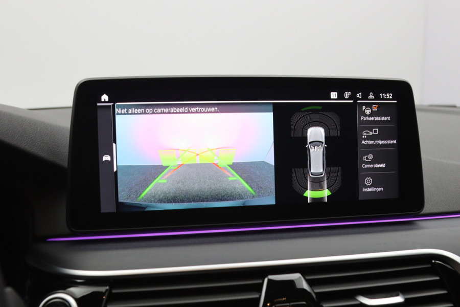 BMW 5 Serie Touring 530e 293 PK Business Edition Plus PHEV, Individual Int. Panoramadak, Adap. Cruise Control