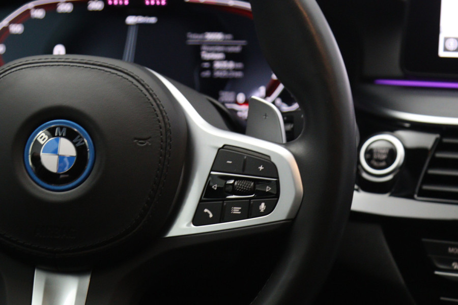 BMW 5 Serie Touring 530e 293 PK Business Edition Plus PHEV, Individual Int. Panoramadak, Adap. Cruise Control
